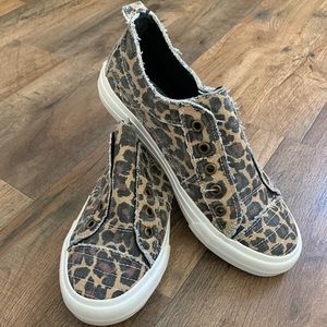 Brand new without box Gypsy jazz